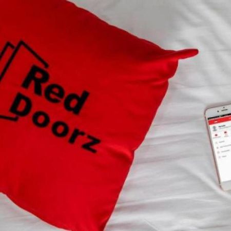 Reddoorz @ Batam Center 2 Hotel Exterior photo