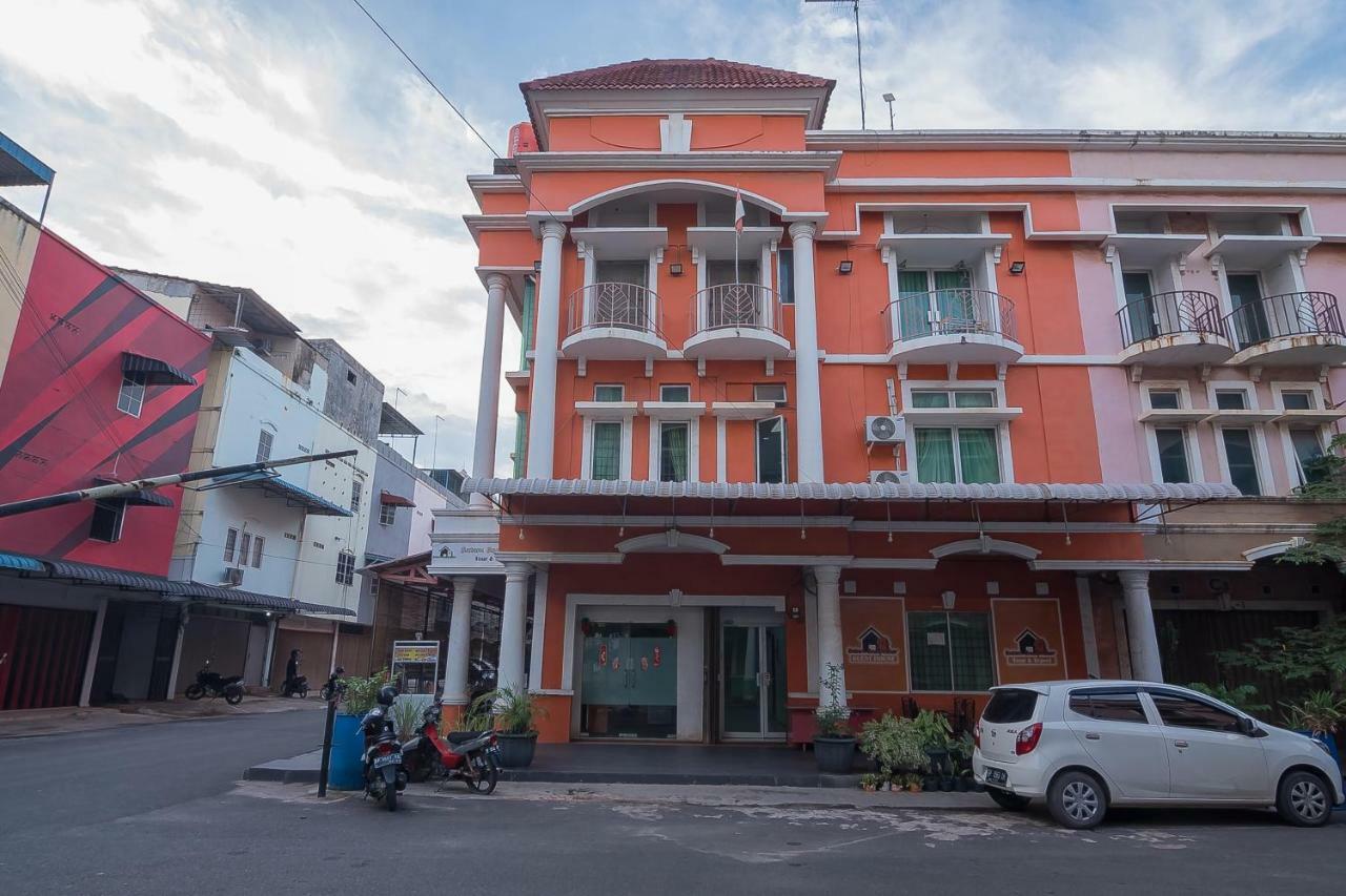 Reddoorz @ Batam Center 2 Hotel Exterior photo